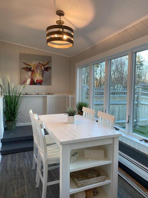 Attitash Waterfront W/ Private Dock Amesbury